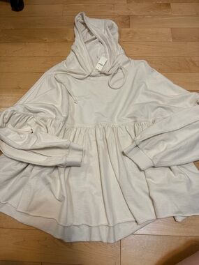 nwt aerie Cream Ruffled Hoodie Sweater